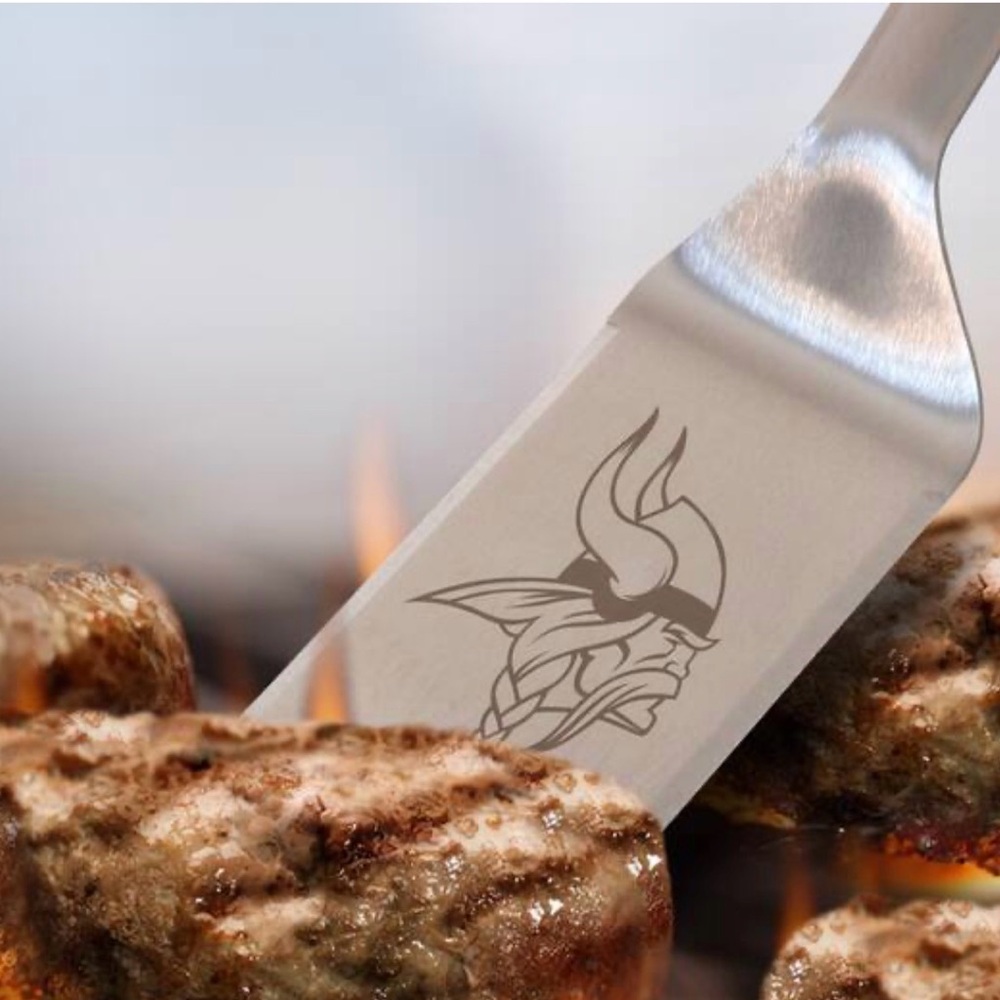 NFL Minnesota Vikings Stainless Steel Grill Spatula With Bottle Opener - Picture 3 of 4